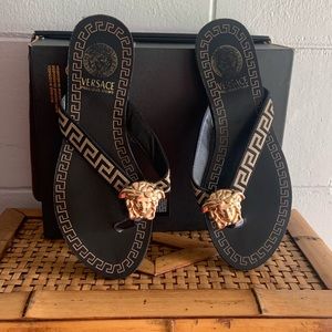 Women Versace slides